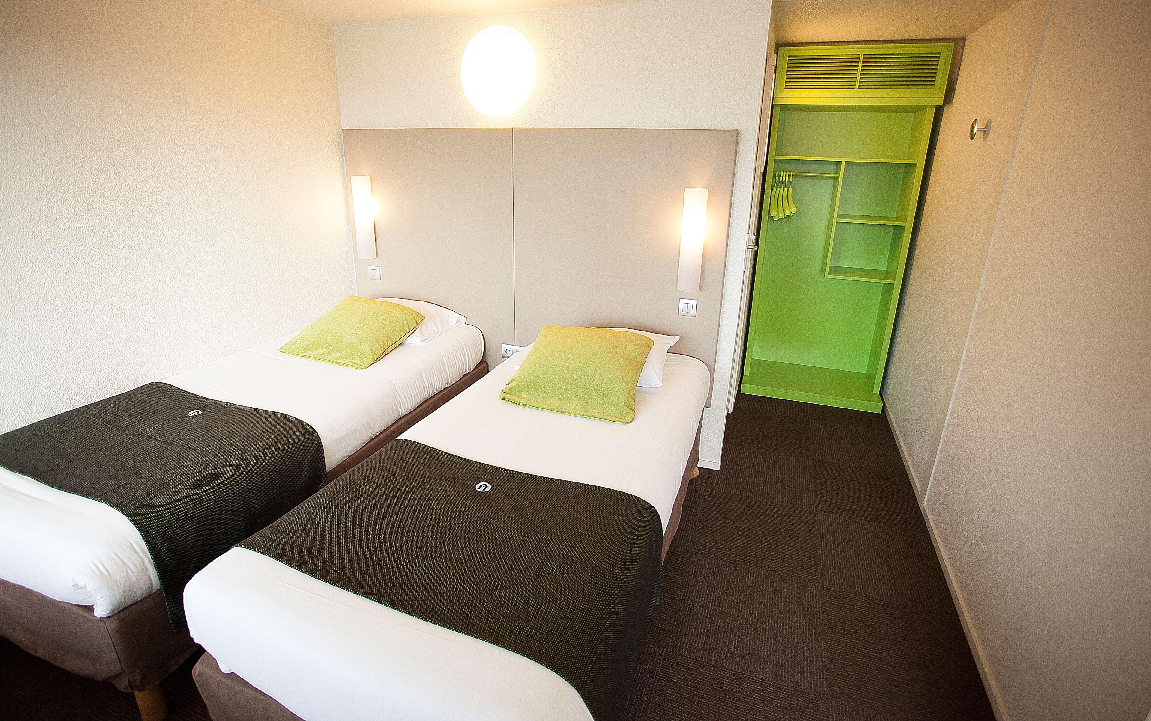B&B Hotel Avignon Sud Parc Des Expositions Exteriör bild